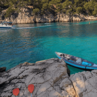 Kayak aux calanques de cassis aout 2026